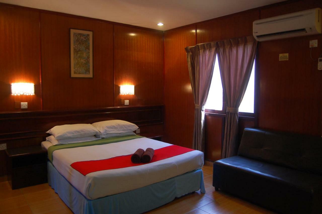 D'village 3* Malacca
